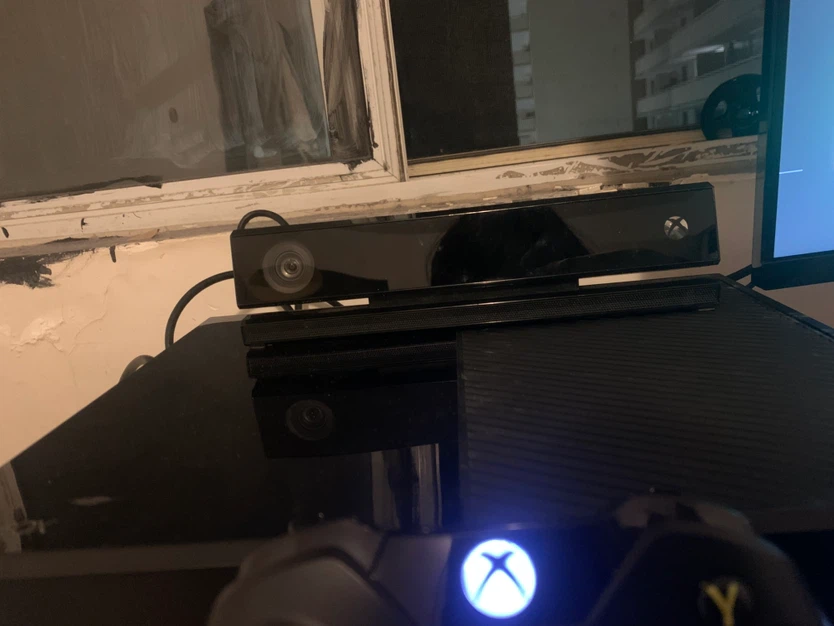 Xbox One Console with Controller - photo 2