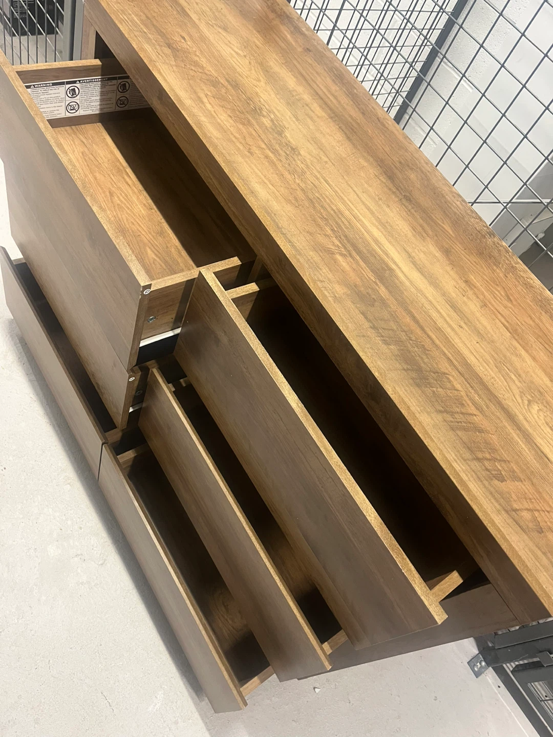 6-Drawer Modern Wooden Dresser / Chest of Drawers - Excellent - photo 2