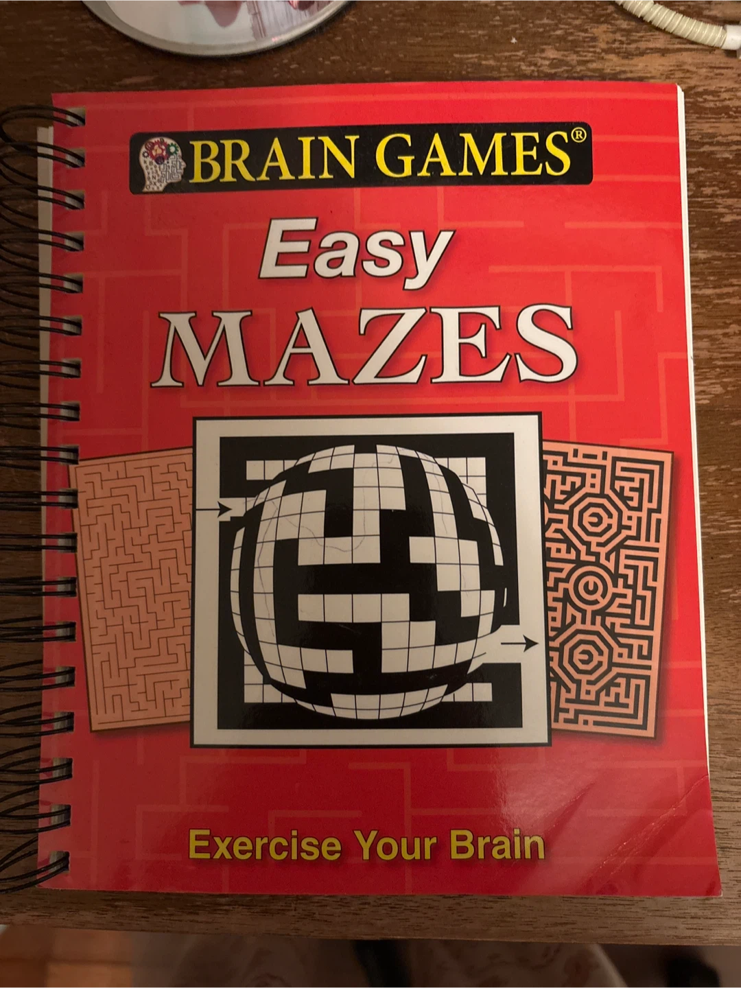 Brain Games Easy Mazes Puzzle Book