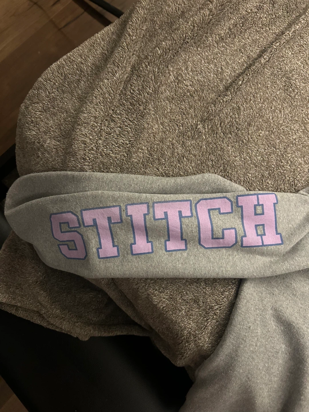Disney Stitch Grey Hoodie Large - photo 3