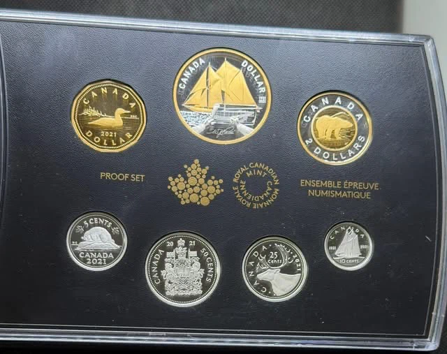 2021 Fine Silver Proof Set 100th Anniversary of Bluenose - photo 2
