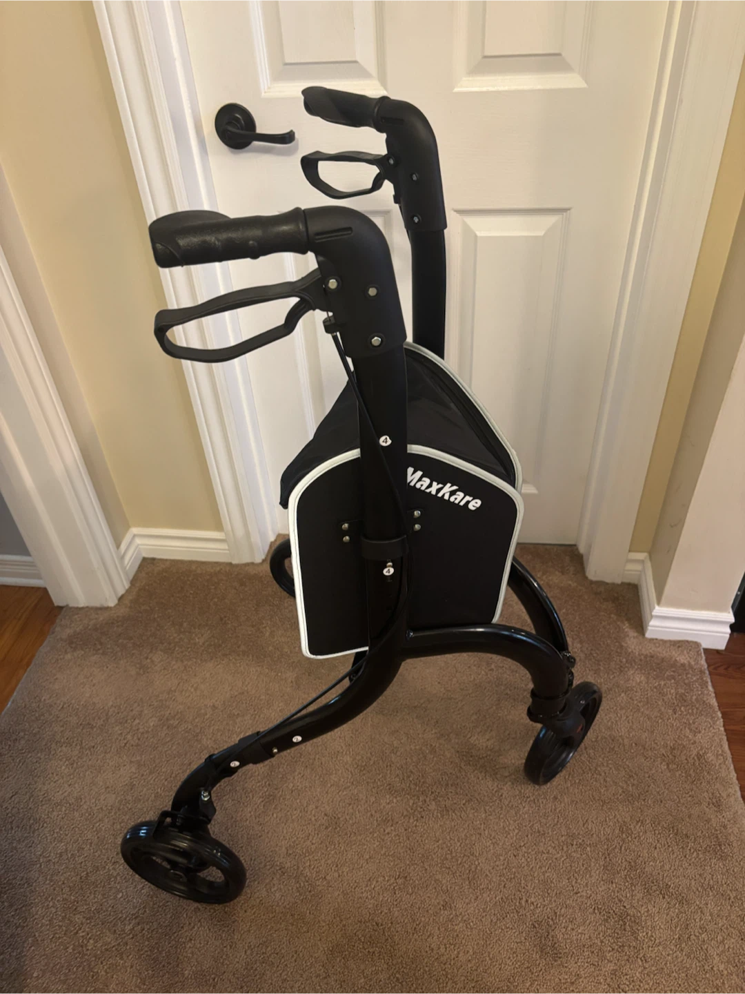 MaxKare 3-Wheel Rollator Walker