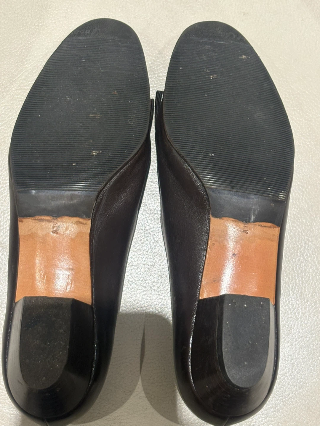 Salvatore Ferragamo Genuine Leather Shoes US 51/2C - photo 4