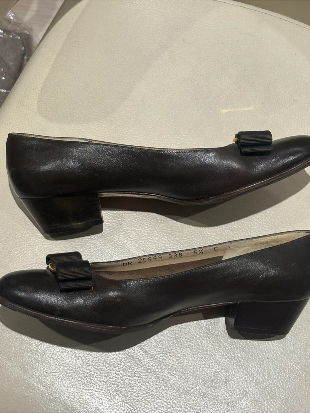Salvatore Ferragamo Genuine Leather Shoes US 51/2C - photo 5