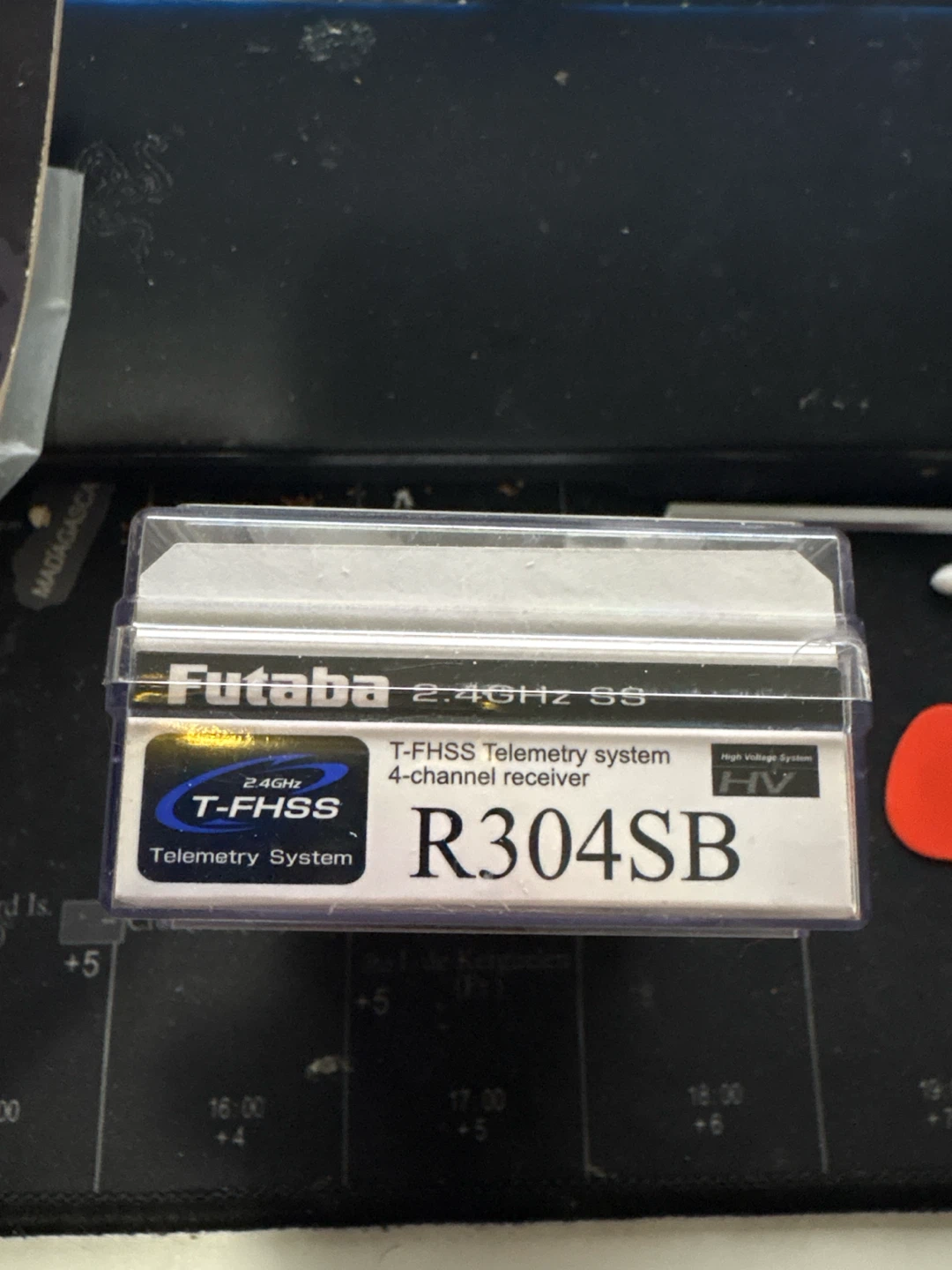 Futaba R304SB 4-Channel T-FHSS Receiver - photo 4
