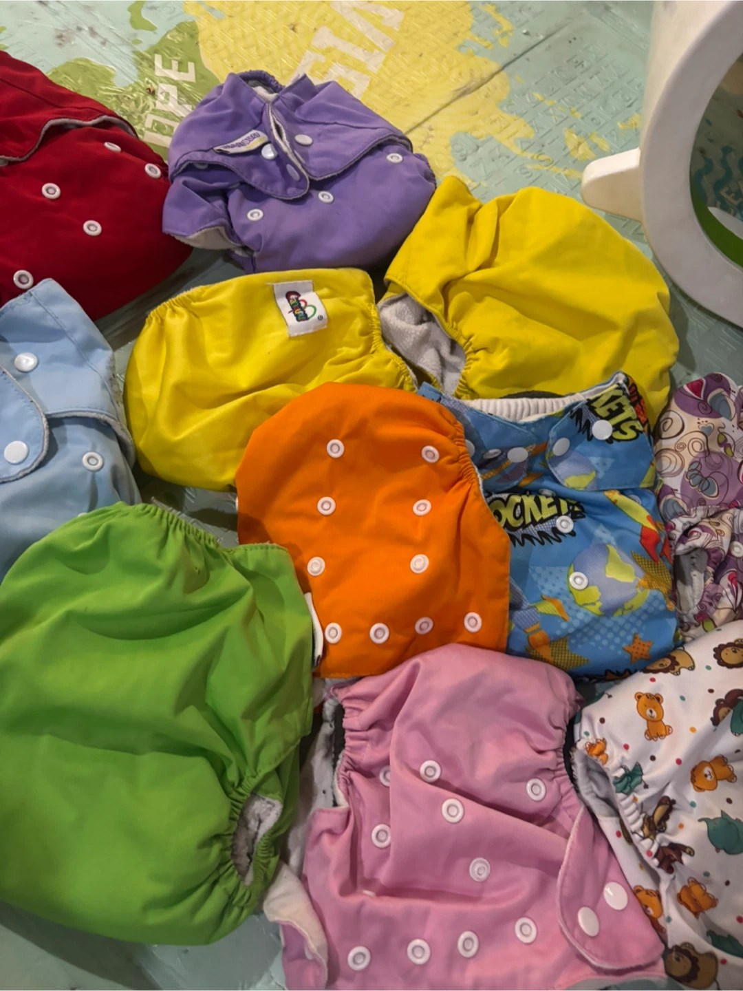 Assorted Cloth Diapers 12 pieces - photo 3