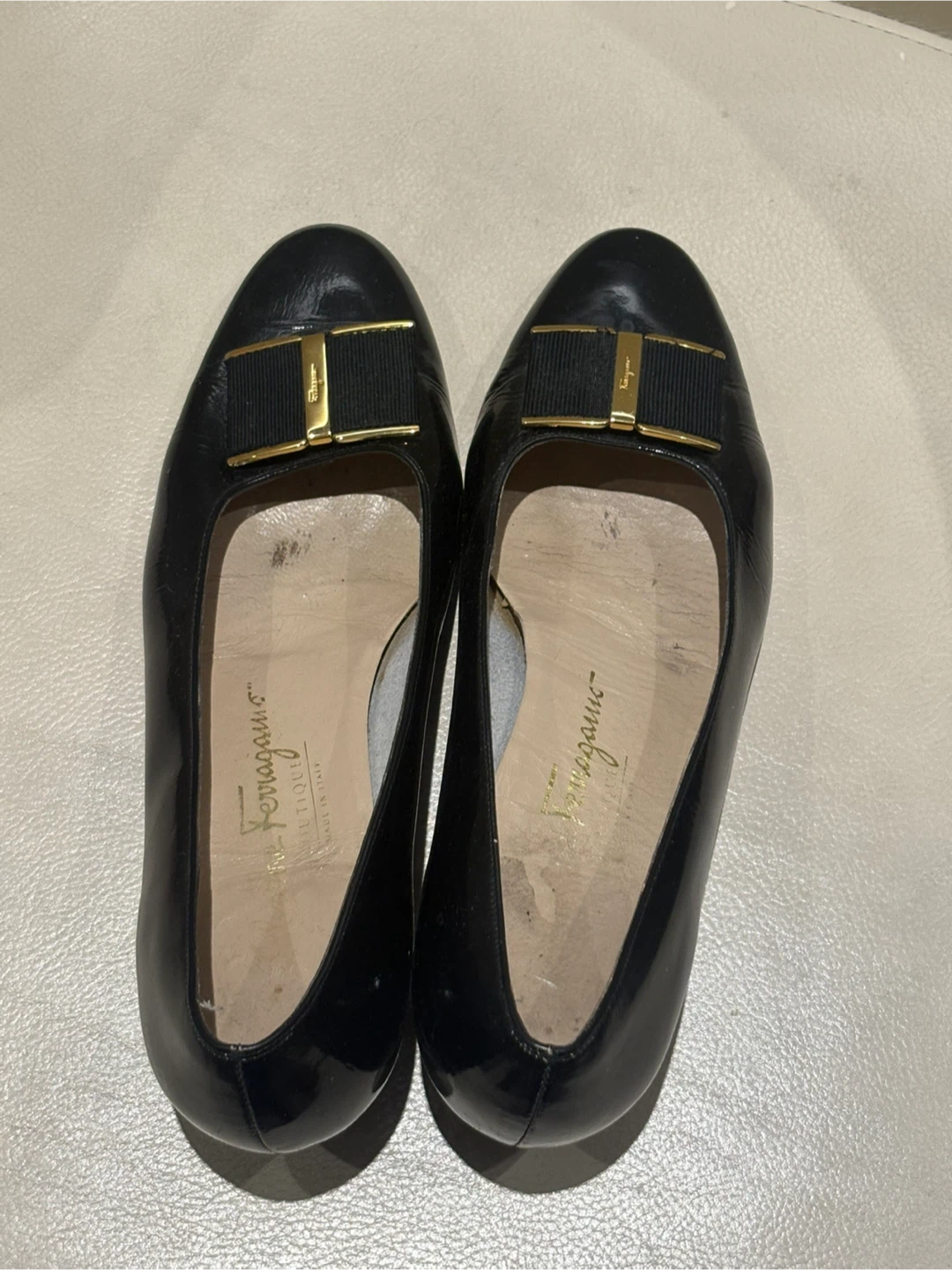 Salvatore Ferragamo Vara Patent Leather Pumps Black US 6 C