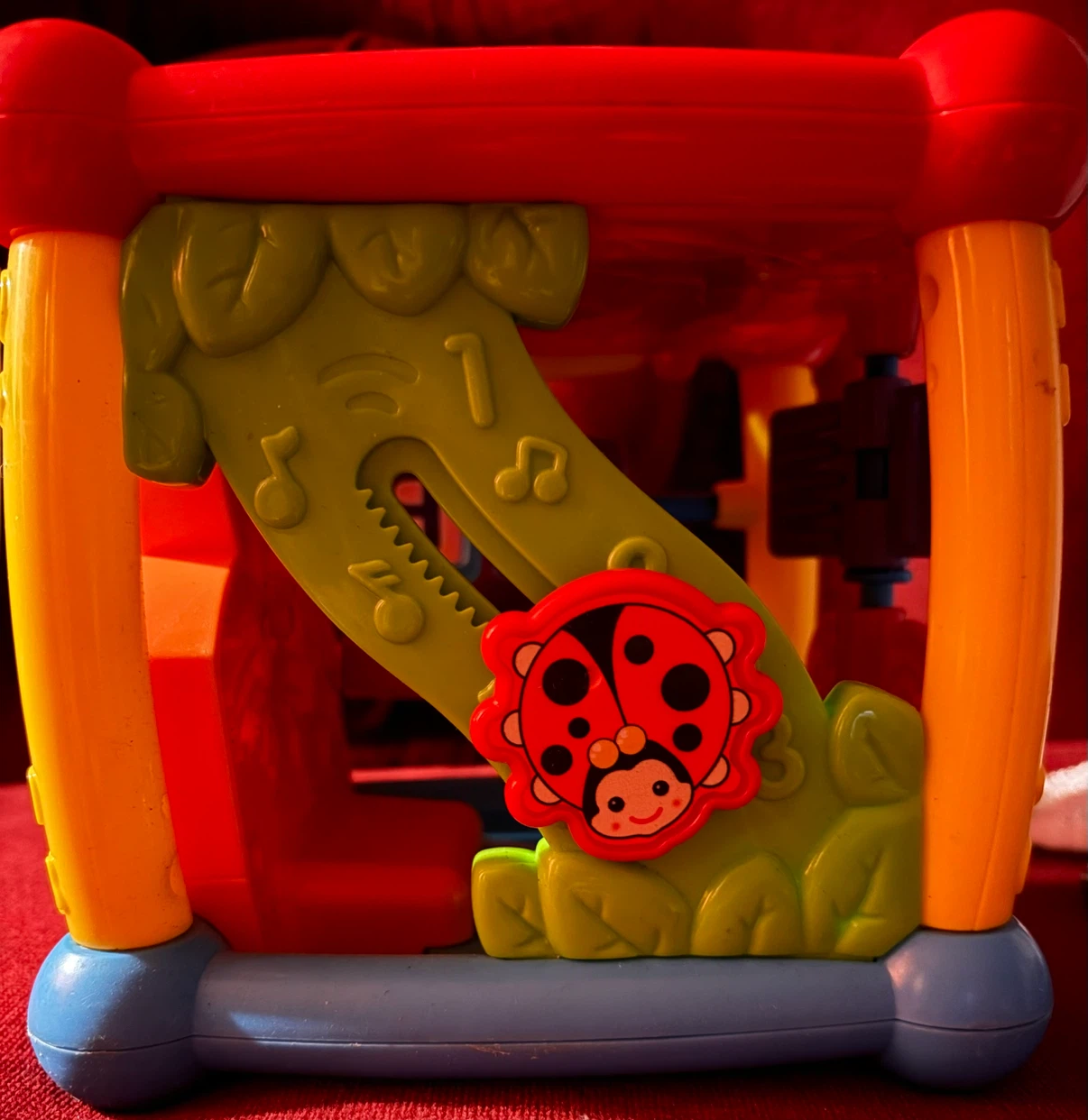 VTech Busy Learners Activity Cube - photo 2