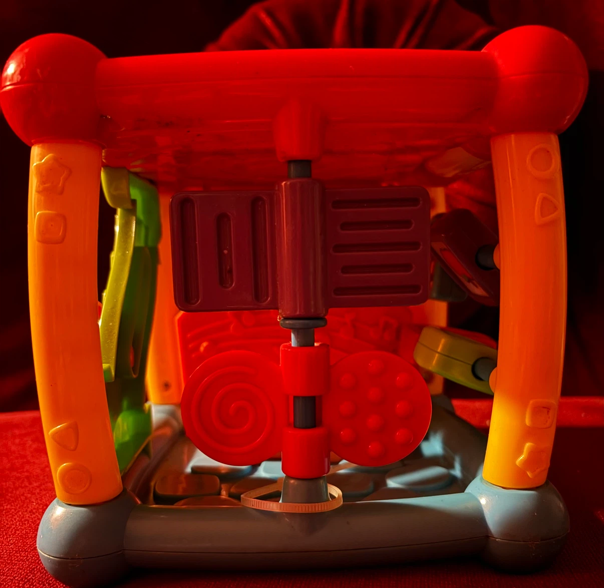 VTech Busy Learners Activity Cube - photo 3