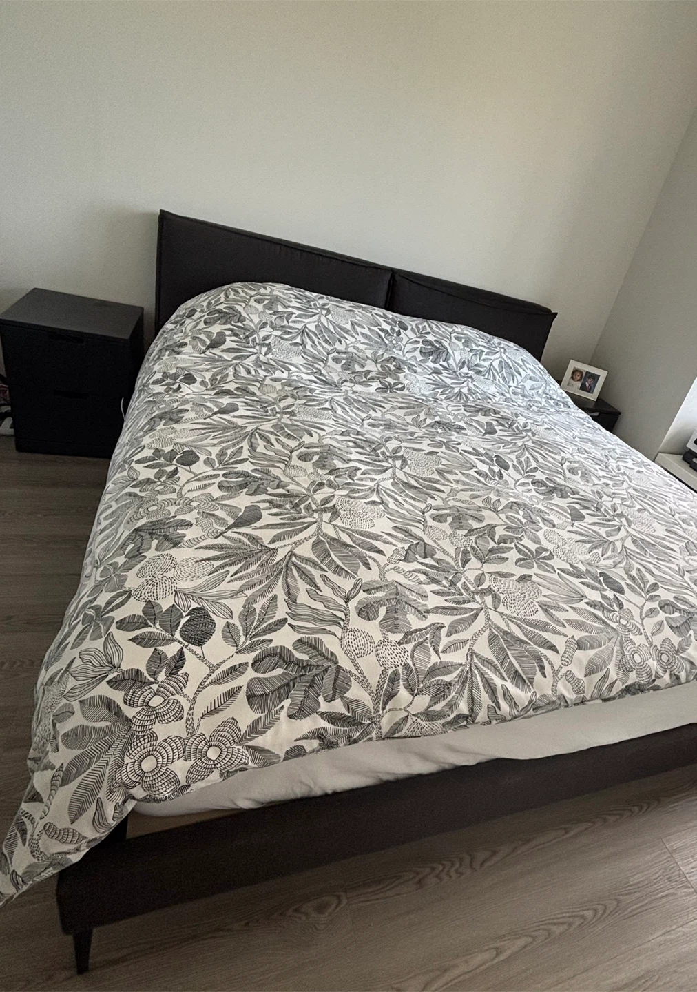 King bed - photo 2