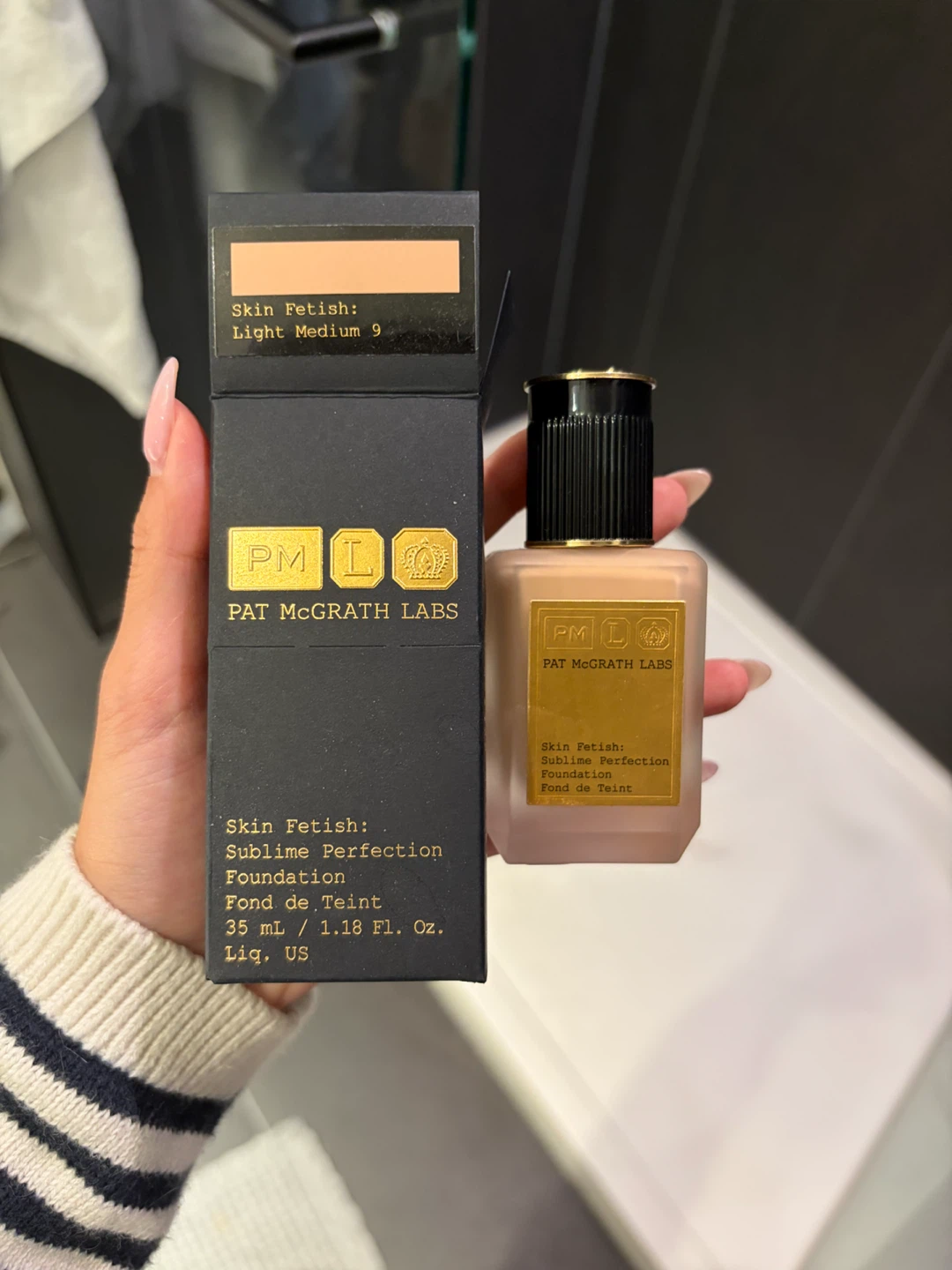 Pat McGrath Labs Foundation Light Medium 9 - photo 3