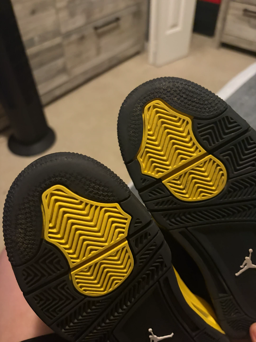 Jordan 4 thunders - photo 3