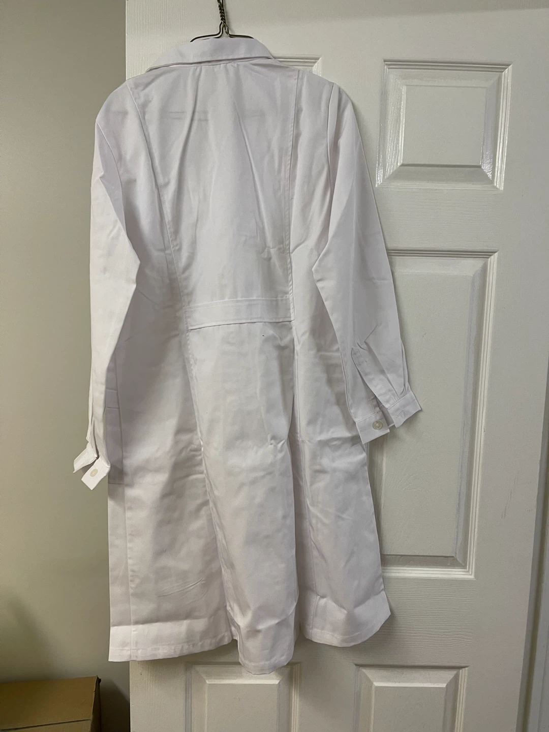 White lab coat with pockets - photo 2