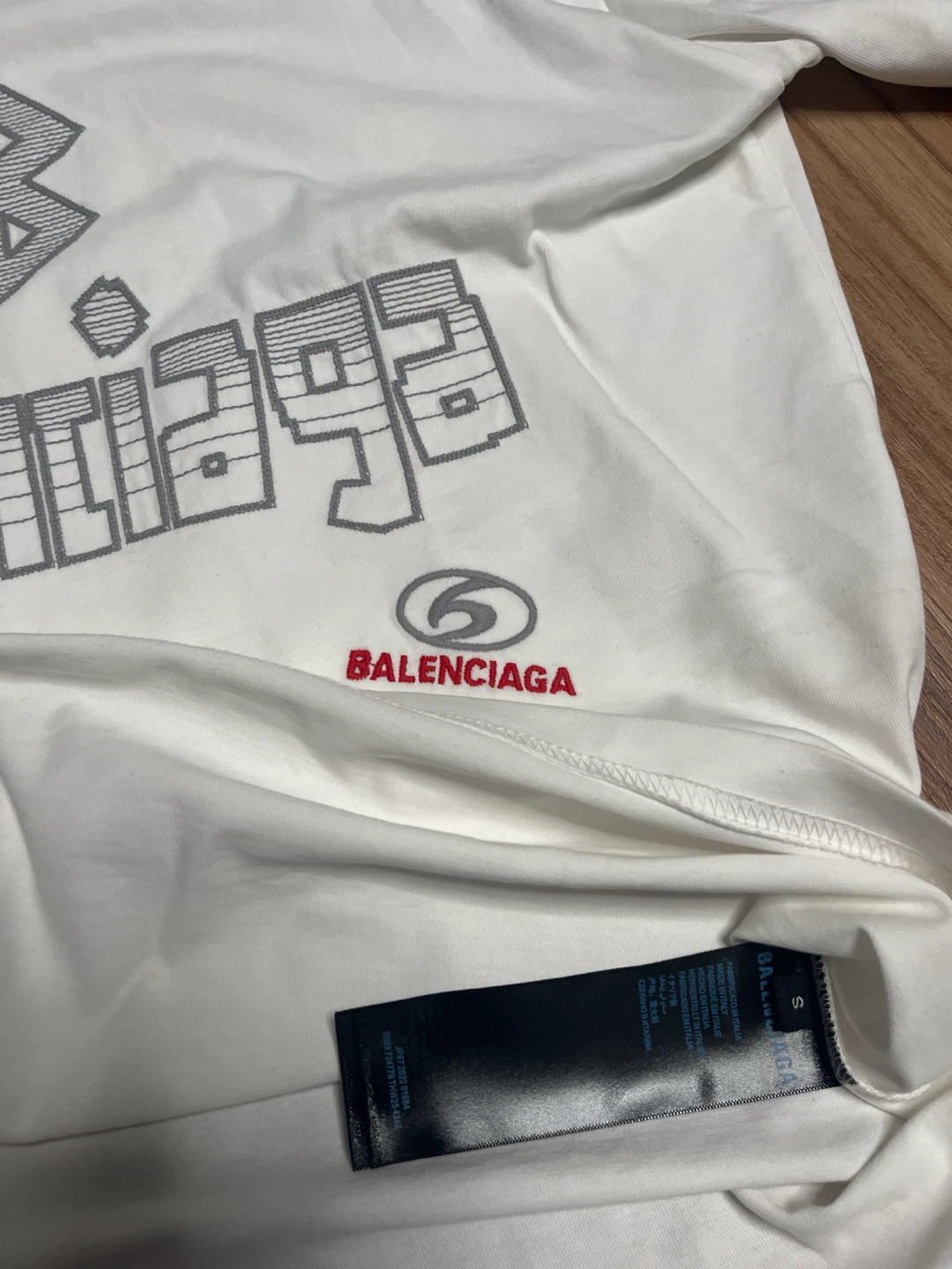 Balenciaga white embroidered logo t-shirt size small - photo 2