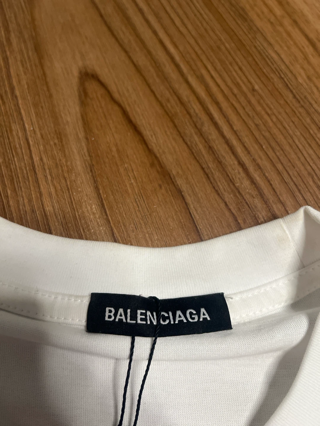 Balenciaga white embroidered logo t-shirt size small - photo 3