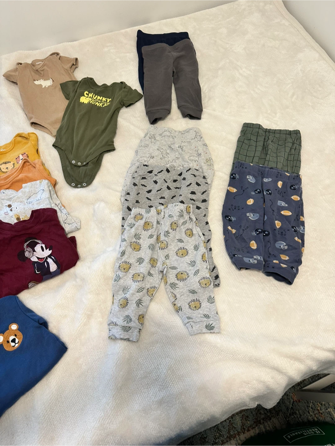Baby Clothes 6-9 months - photo 2