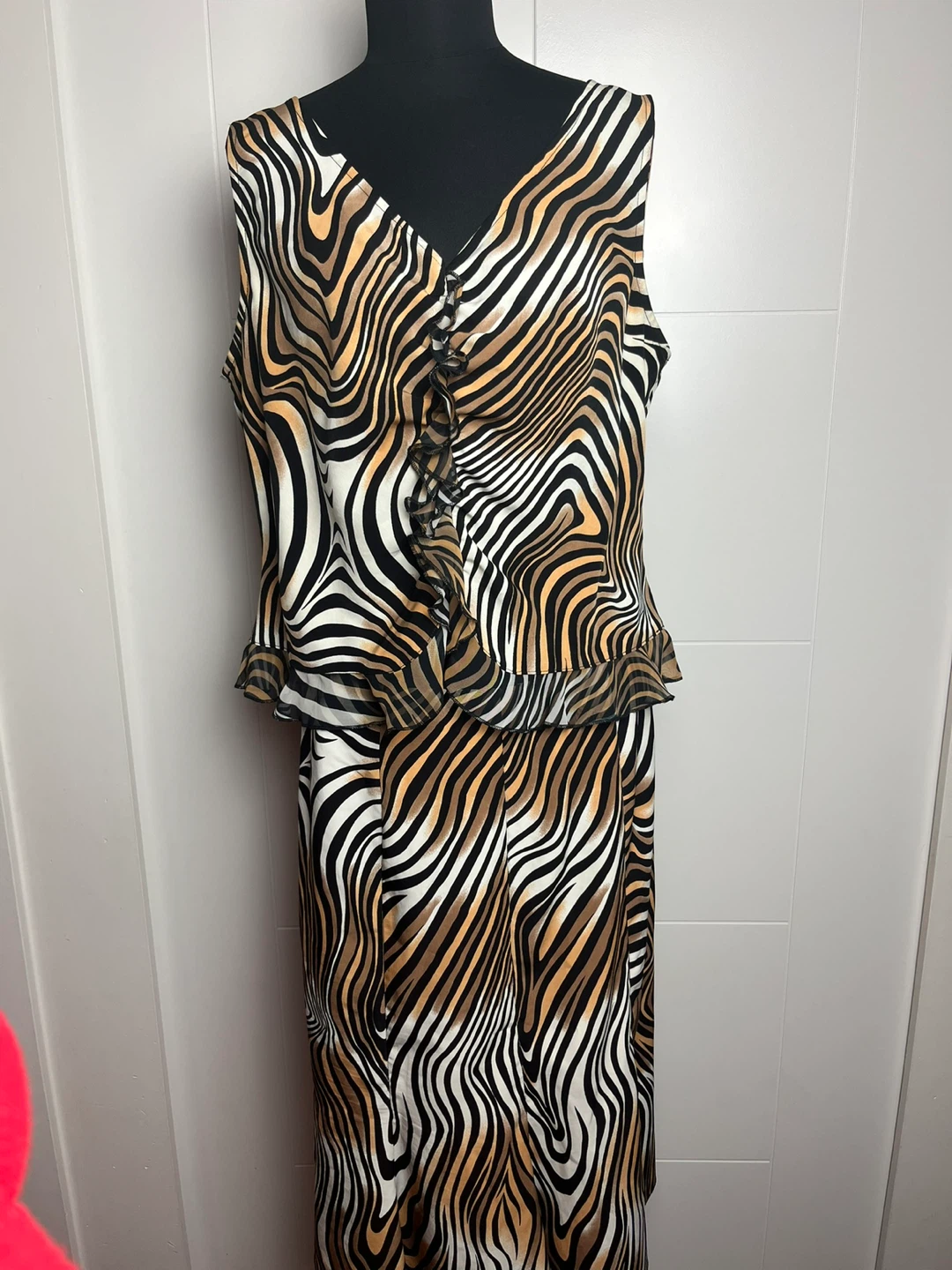 Bellessa Women's Printed Sleeveless Top and Skirt Set - Size 14