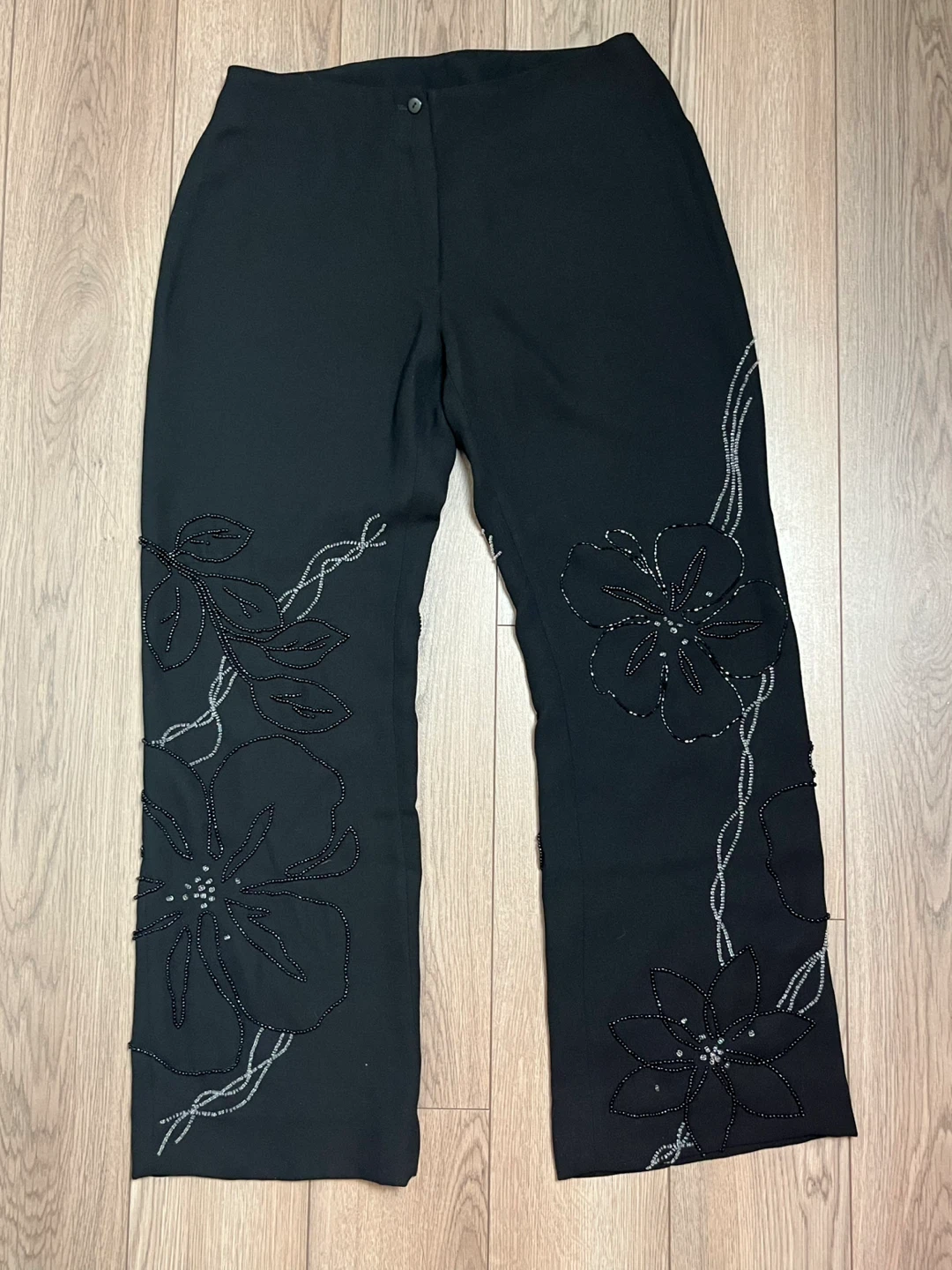 Bianca Nygard Petite Black Beaded Floral Pants Size 6