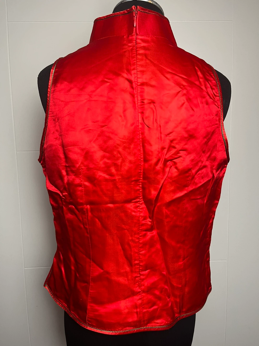 Red Embroidered Sleeveless Top - photo 2