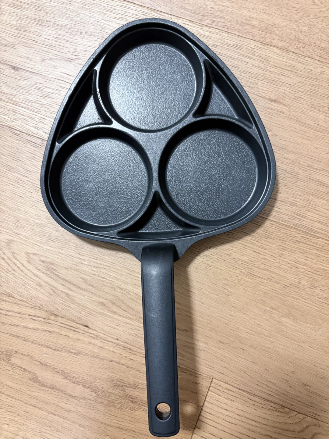 3-Egg Pan