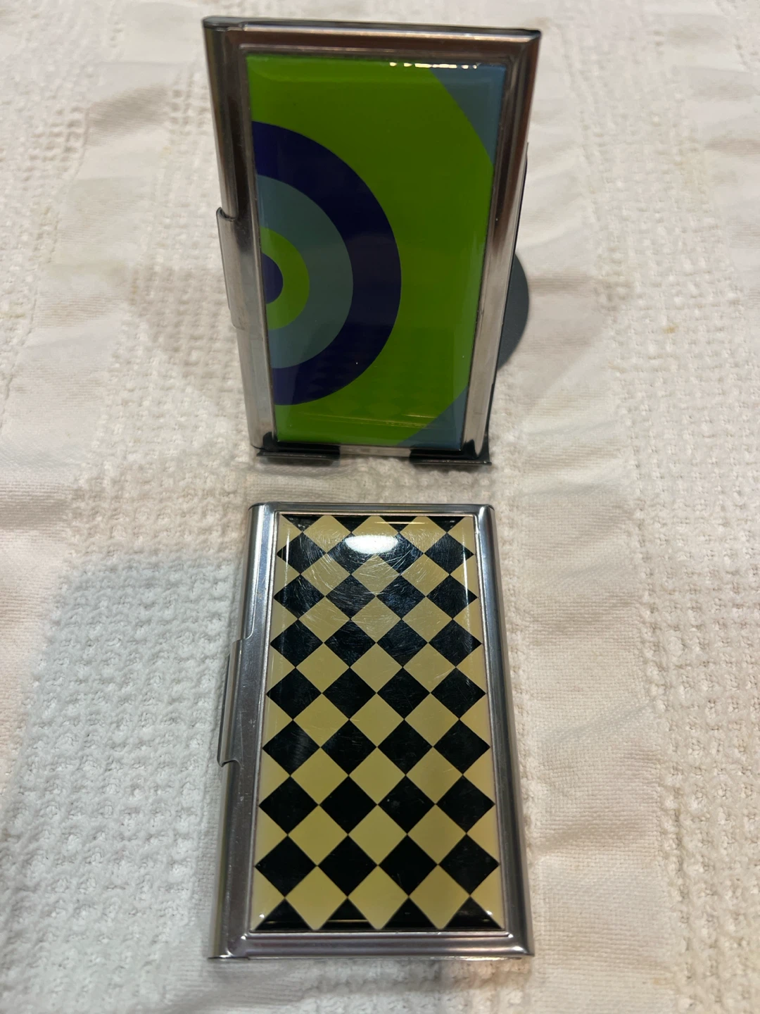 Set of 2 patterned metal business card holders