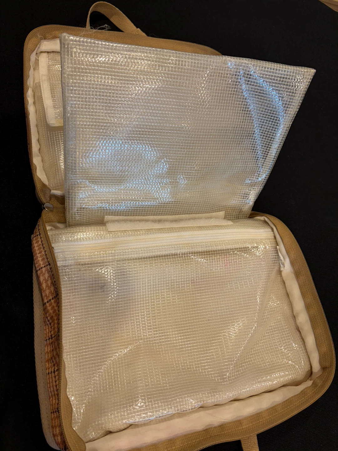 LeSportsac Cosmetic Bag - photo 4