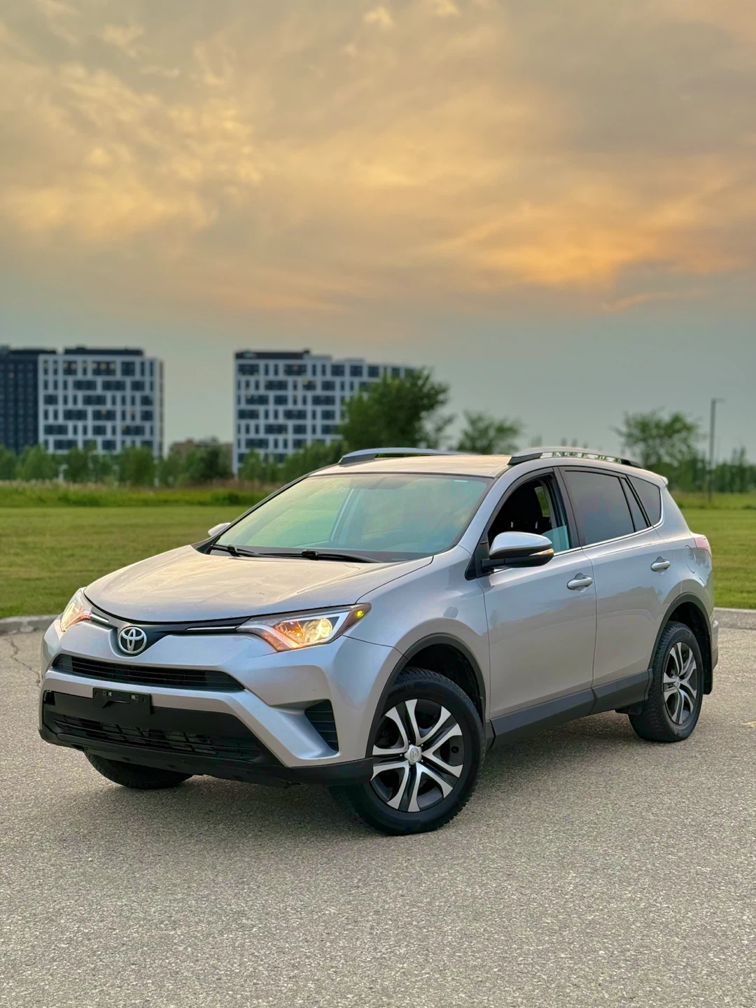 2016 Toyota RAV4 LE