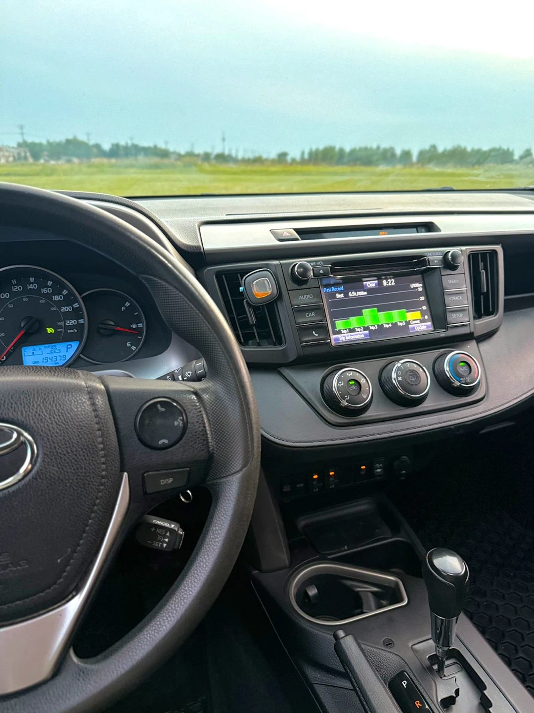2016 Toyota RAV4 LE - photo 5