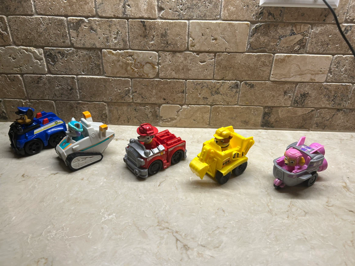 PAW PATROL VEHICLES ALL FOR $8 - photo 2