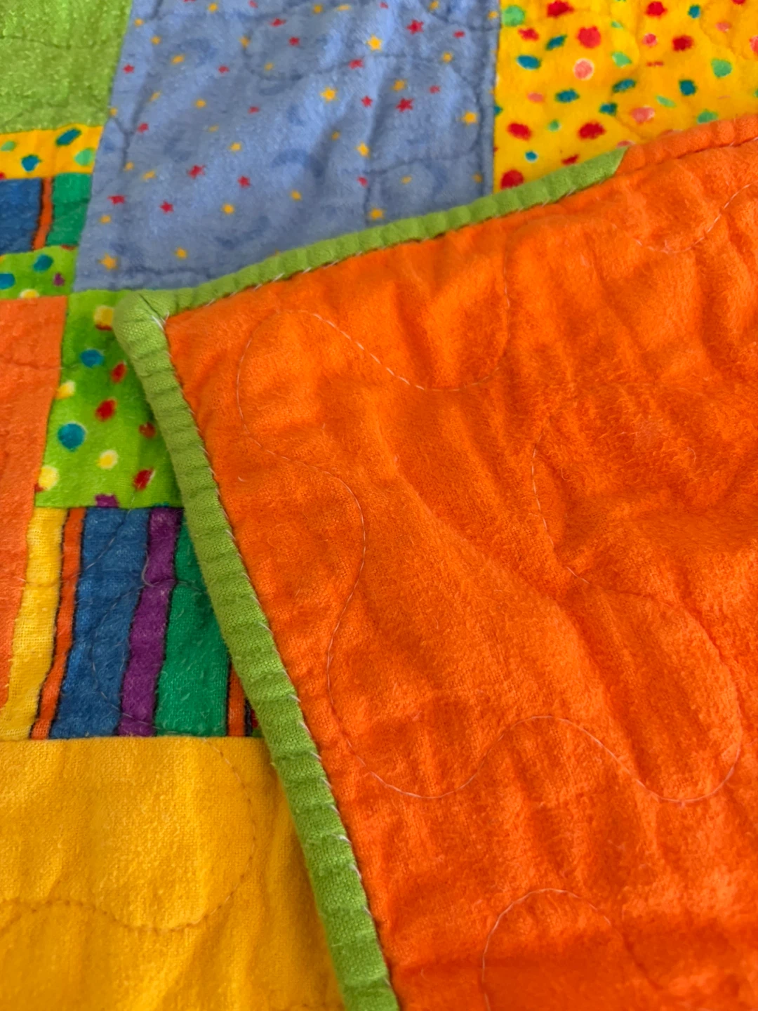 Handmade Patchwork Quilt x2 - photo 3