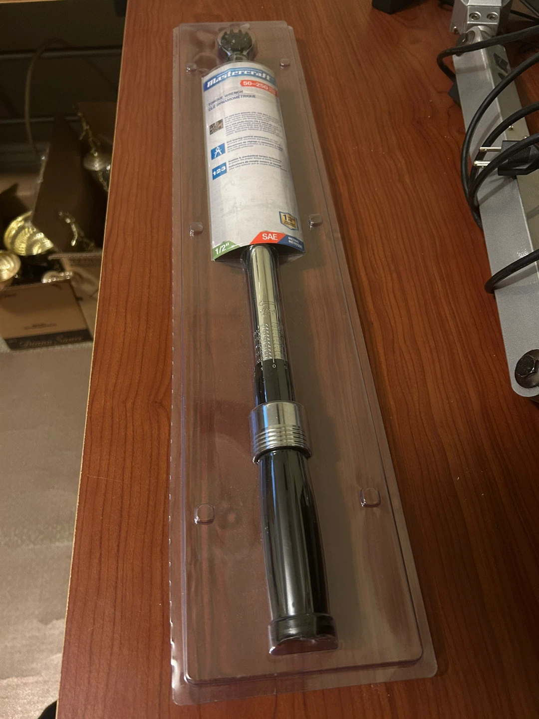 Mastercraft 50-250 ft-lb Torque Wrench - photo 2