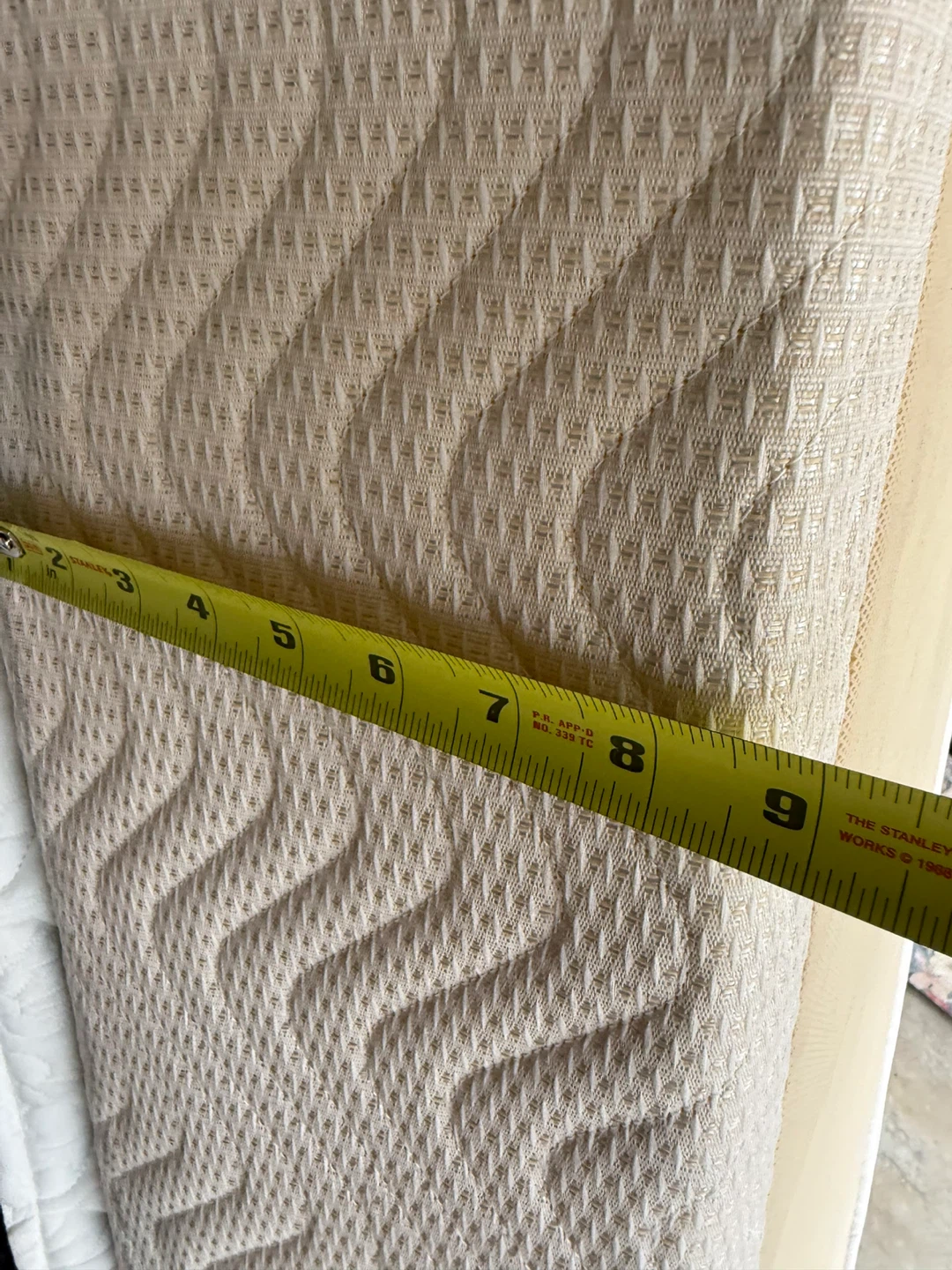 Queen split box spring - photo 3