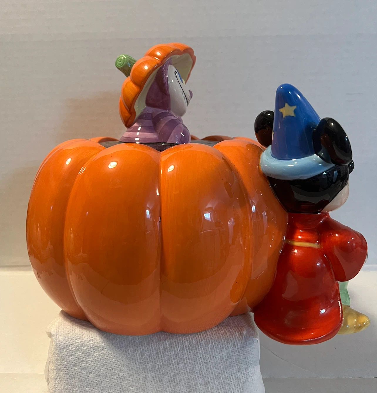 Vintage Disney Halloween Pumpkin Cookie Jar!!!! - photo 4
