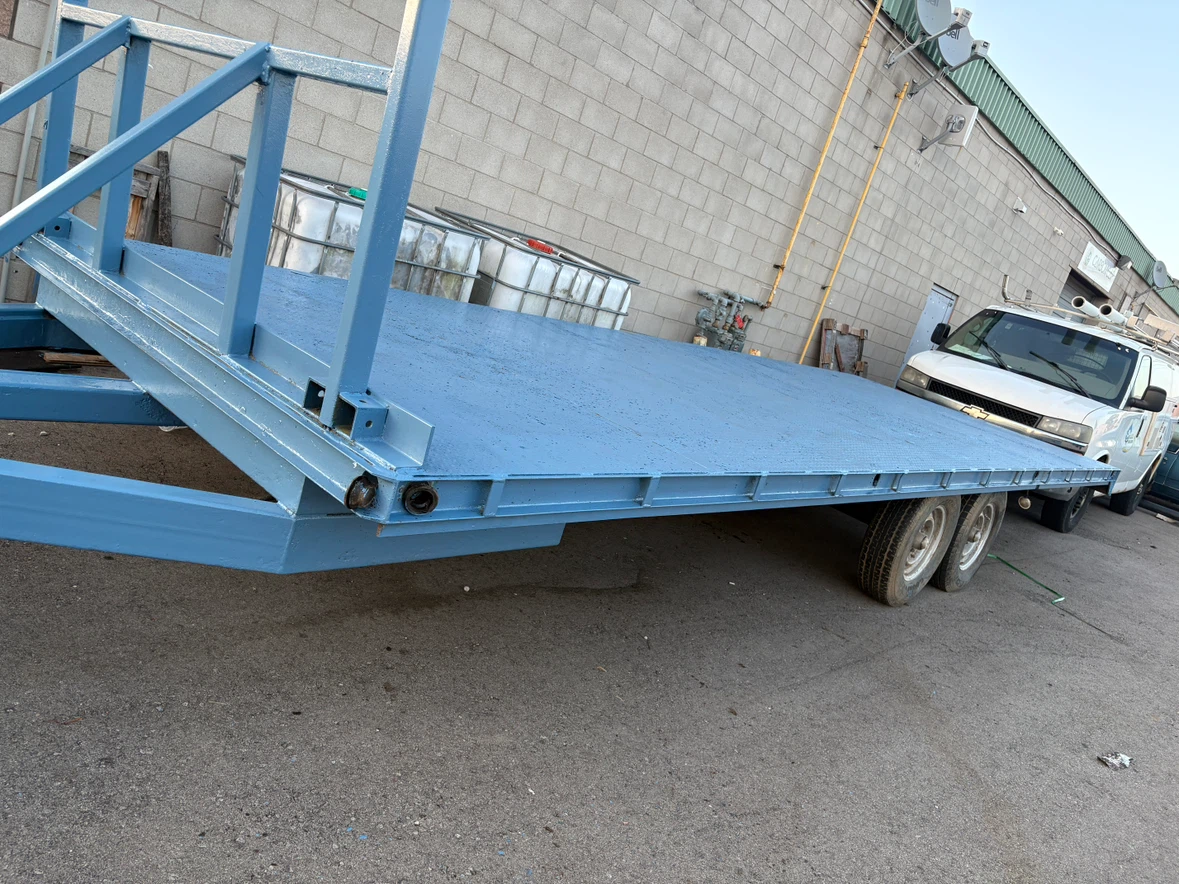 Dual Axle Flatbed Trailer - photo 2