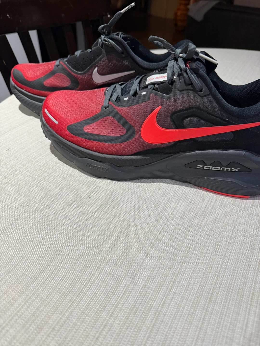 Nike Structure Plus
