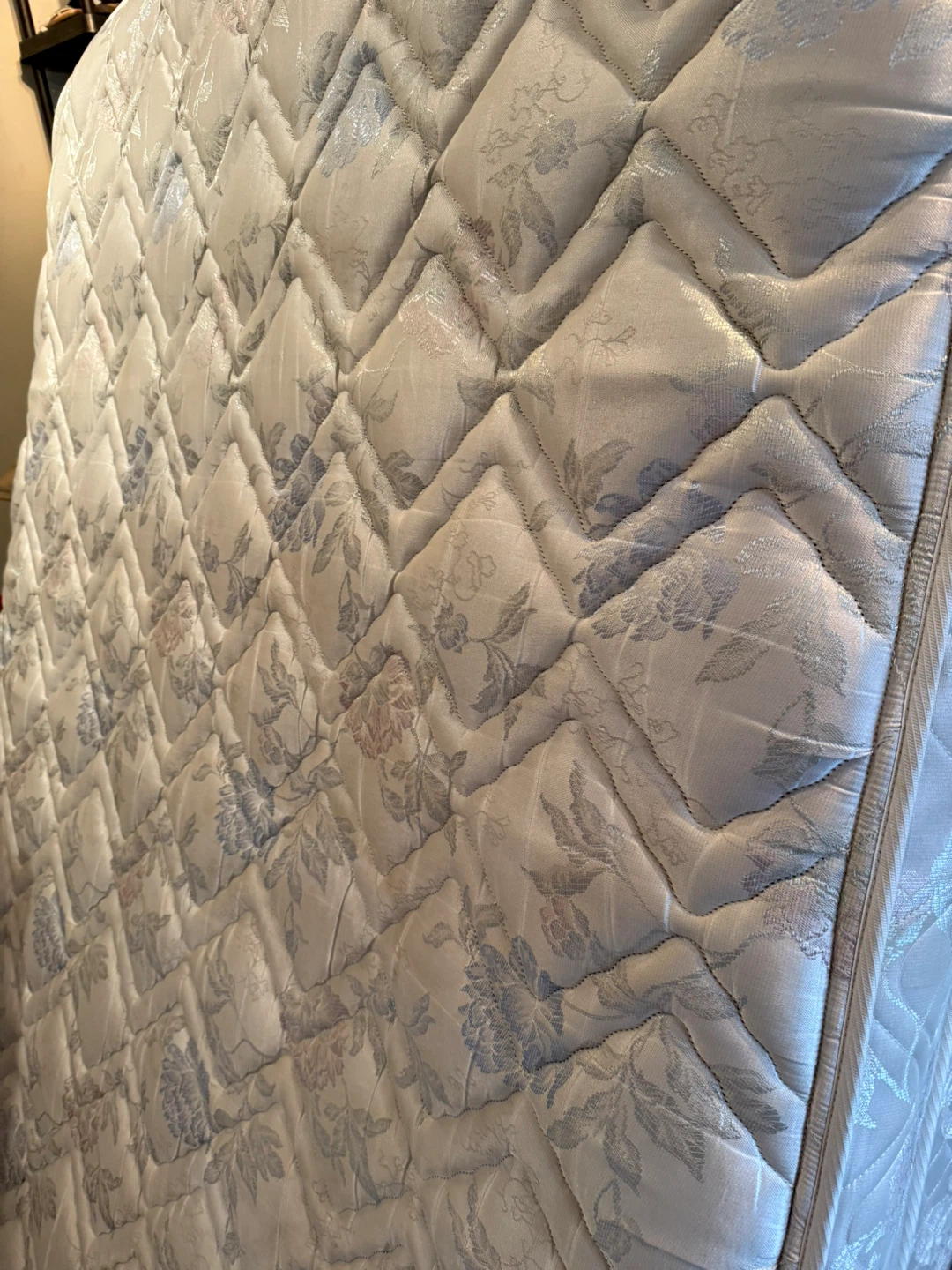 Queen mattress and box spring