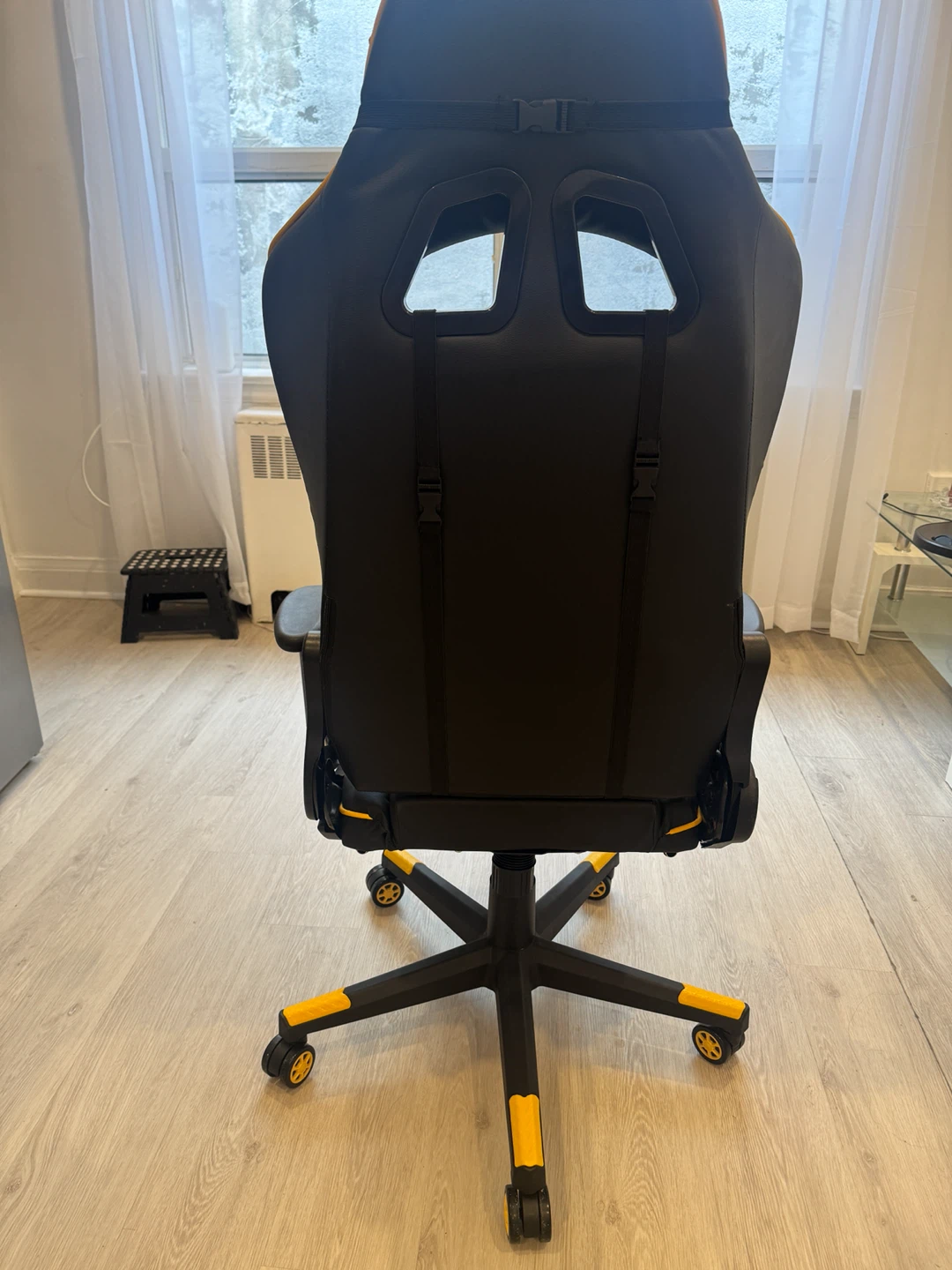 Bocini Gaming Chair - Black & Yellow - photo 2