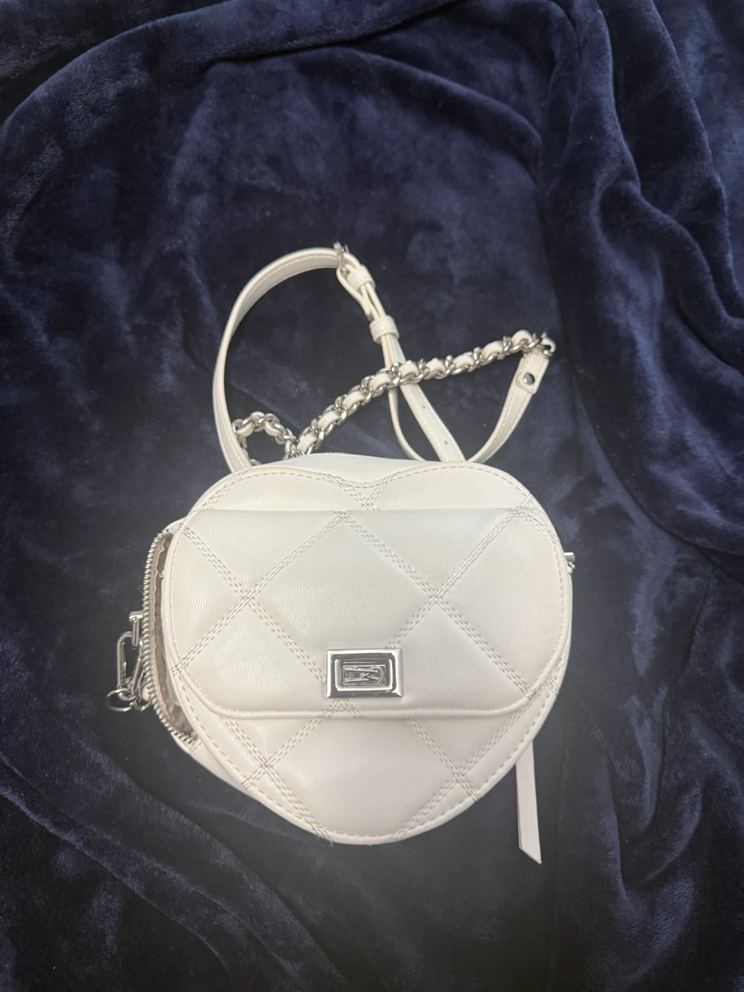 Steve Madden White Quilted Heart Crossbody Bag - photo 2