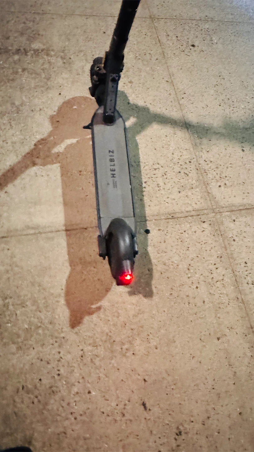 Segway helbez edition g30 max negotiable and for trade
