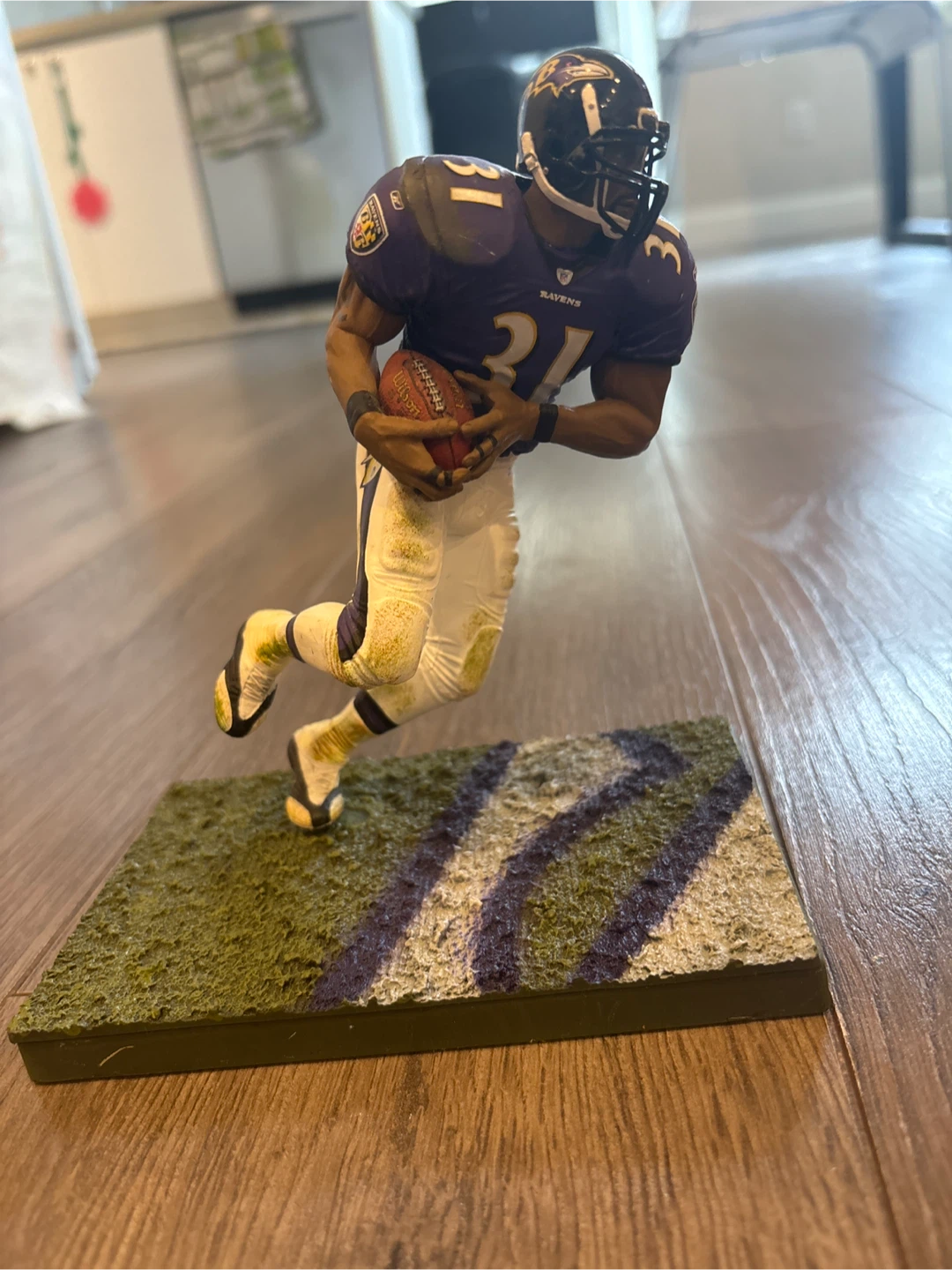 Baltimore Ravens Ray Lewis #31 Football Figure