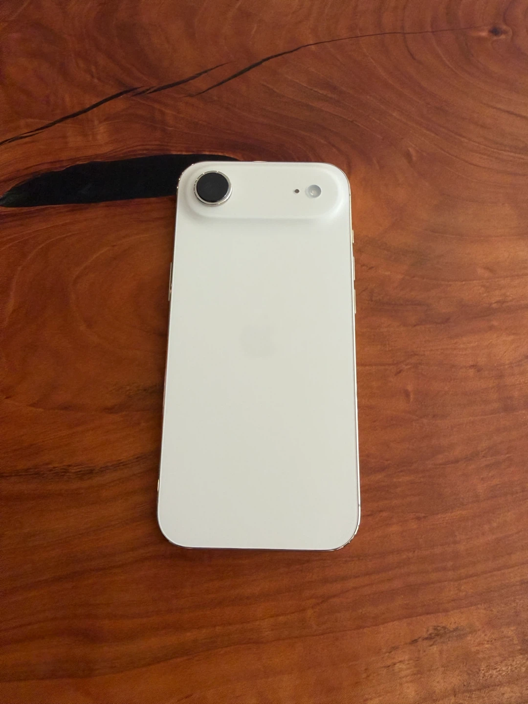 Apple iPhone Air 256GB - Light Gold (Mint / Like New Condition)
