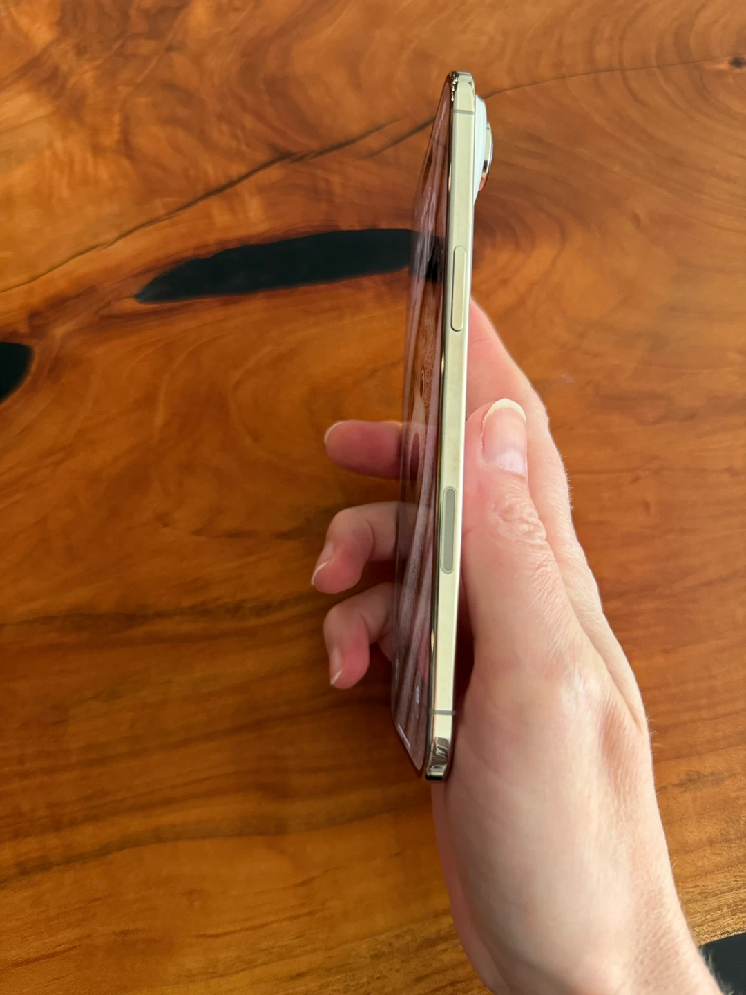 Apple iPhone Air 256GB - Light Gold (Mint / Like New Condition) - photo 5
