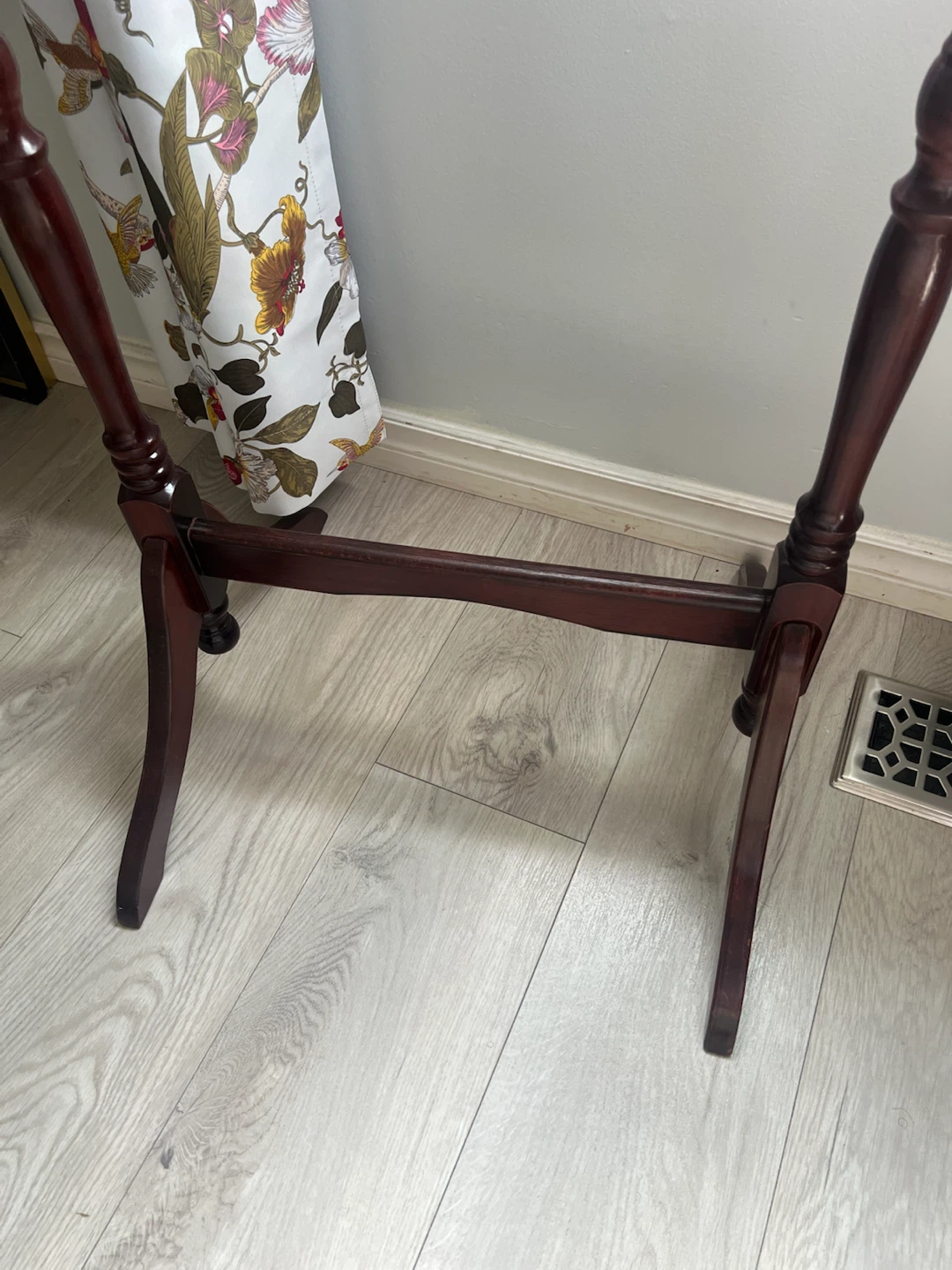 Dark Wood Standing Valet Butler Stand - photo 4