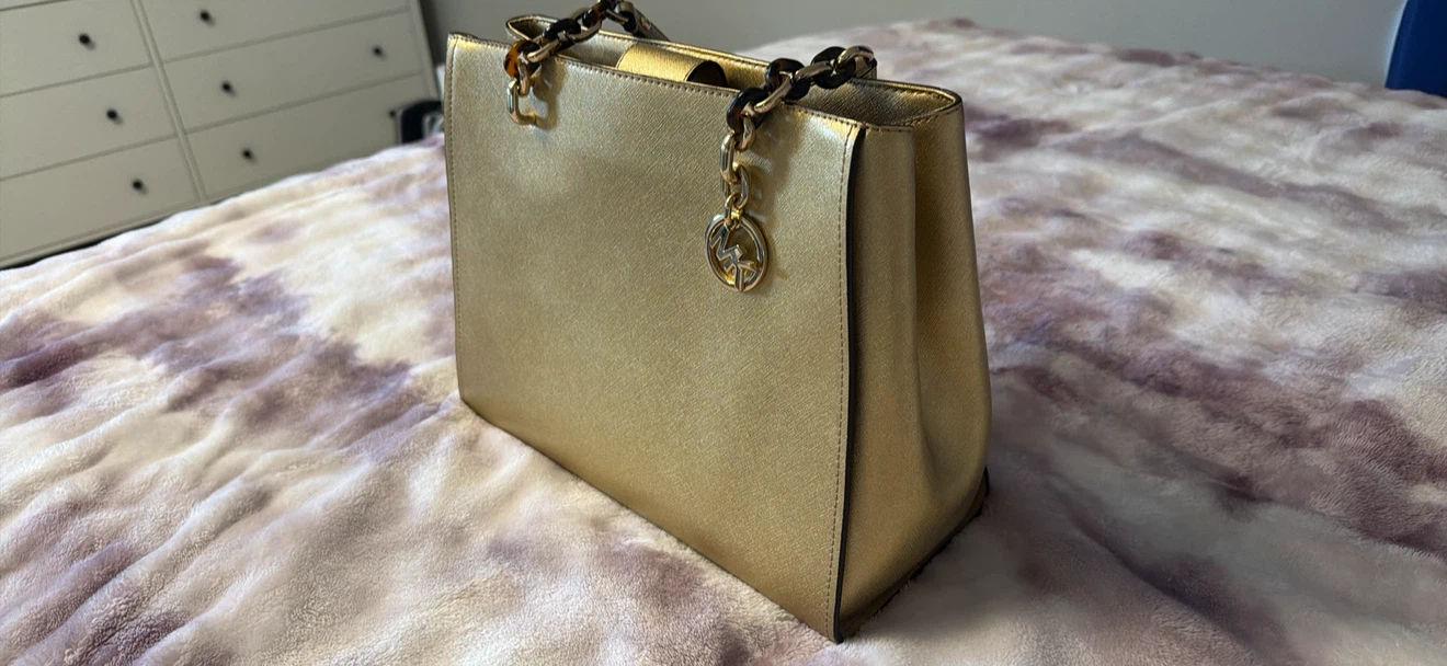 Michael Kors Gold Tote Bag - photo 5
