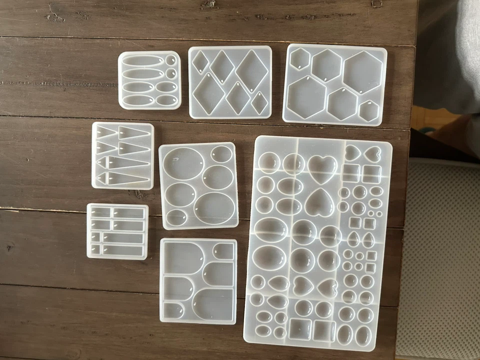 Molds and Resin Supplies - photo 2