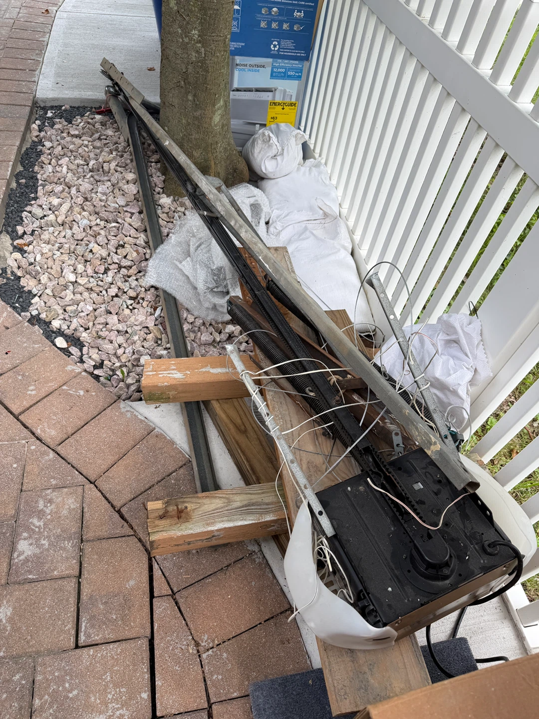Chamberlain Whisper Drive Garage Door Opener Motor Unit - photo 2