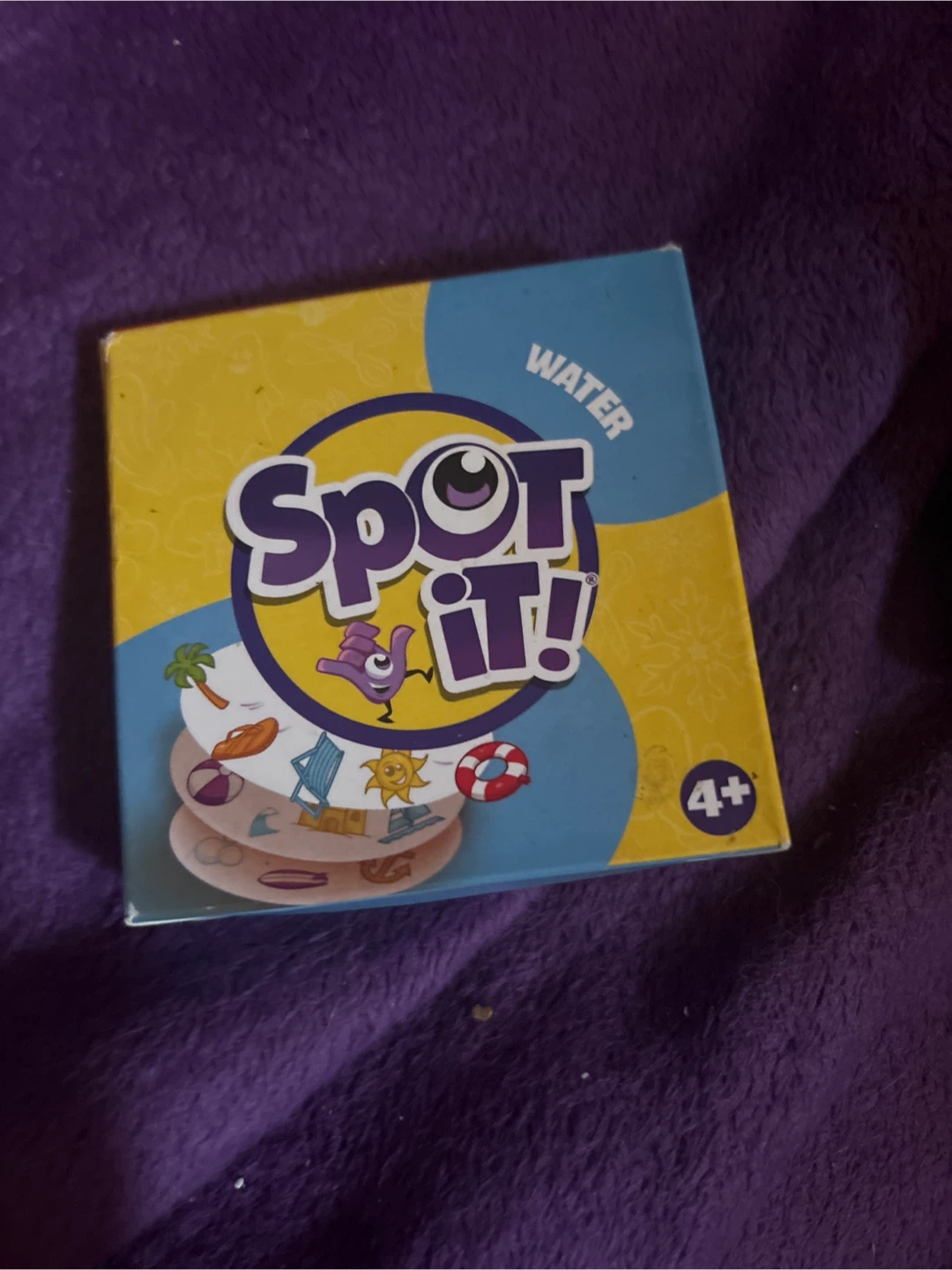 Spot It! Water Card Game
