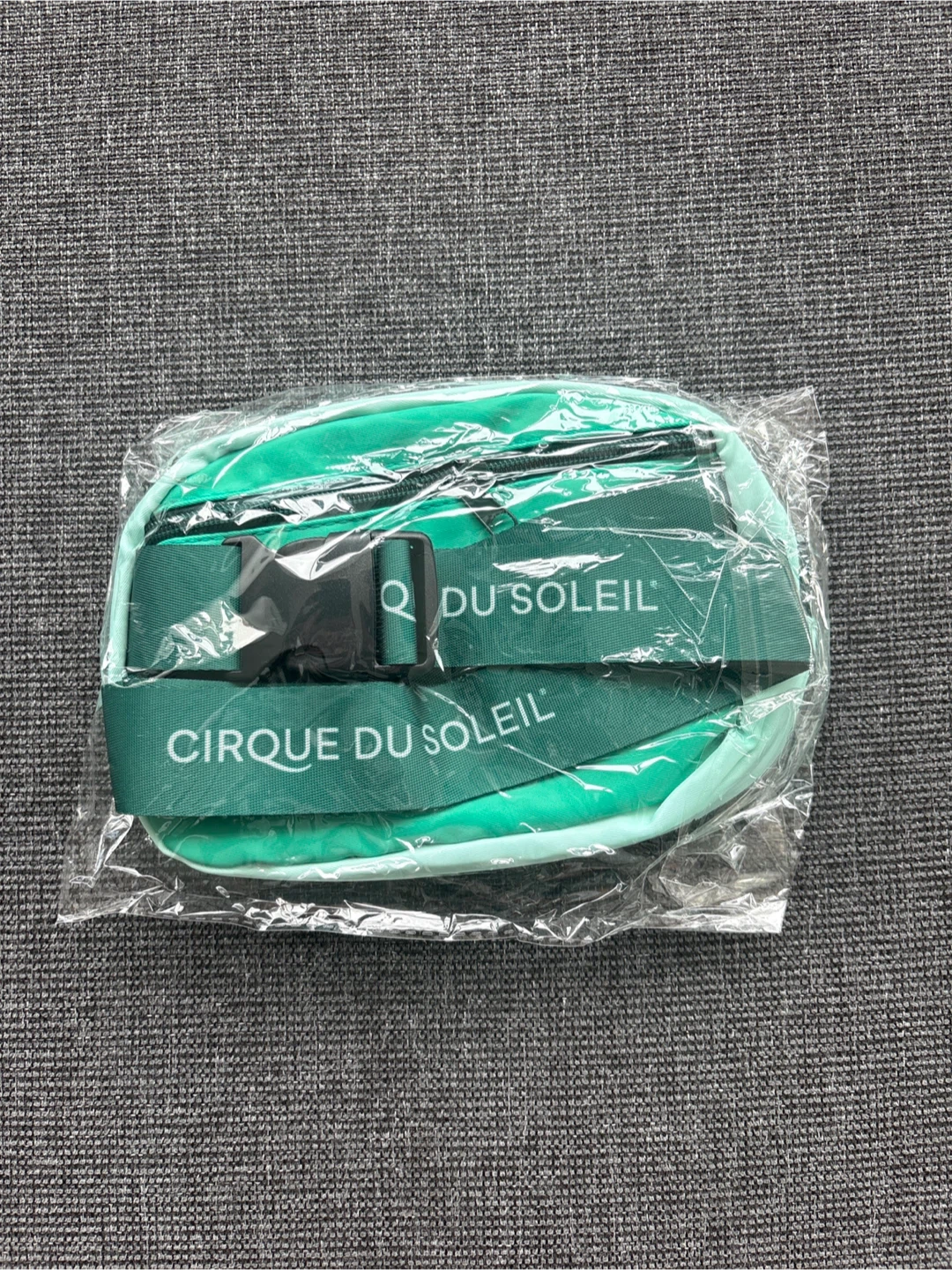Cirque du Soleil Cross Body Bag - photo 2