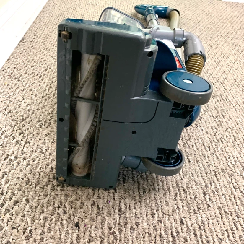 Upright Vacuum Cleaner Lift Away Canister Swivel HEPA Shark - photo 4