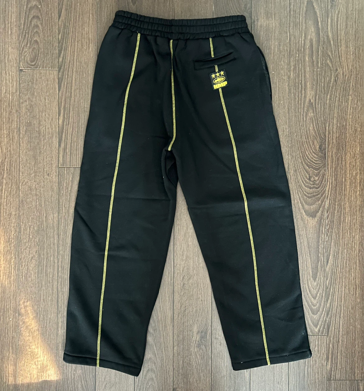 Corteiz Hmp Open Hem Sweatpant 'Black/Yellow' (Size S) - photo 2